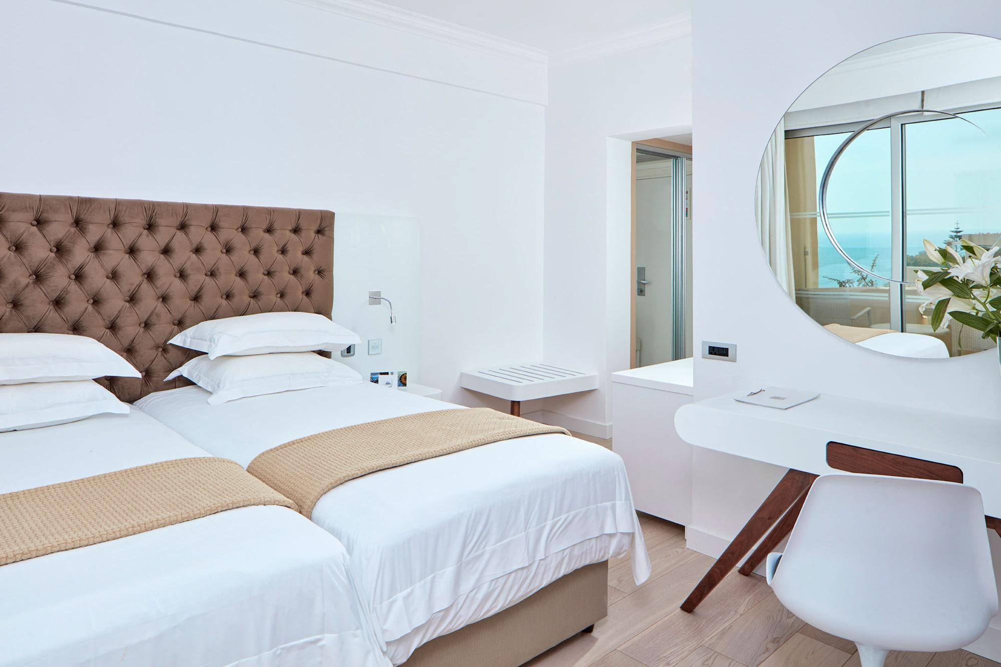 เกรเซียน พาร์ค Hotel โปรทาราส ภายนอก รูปภาพ