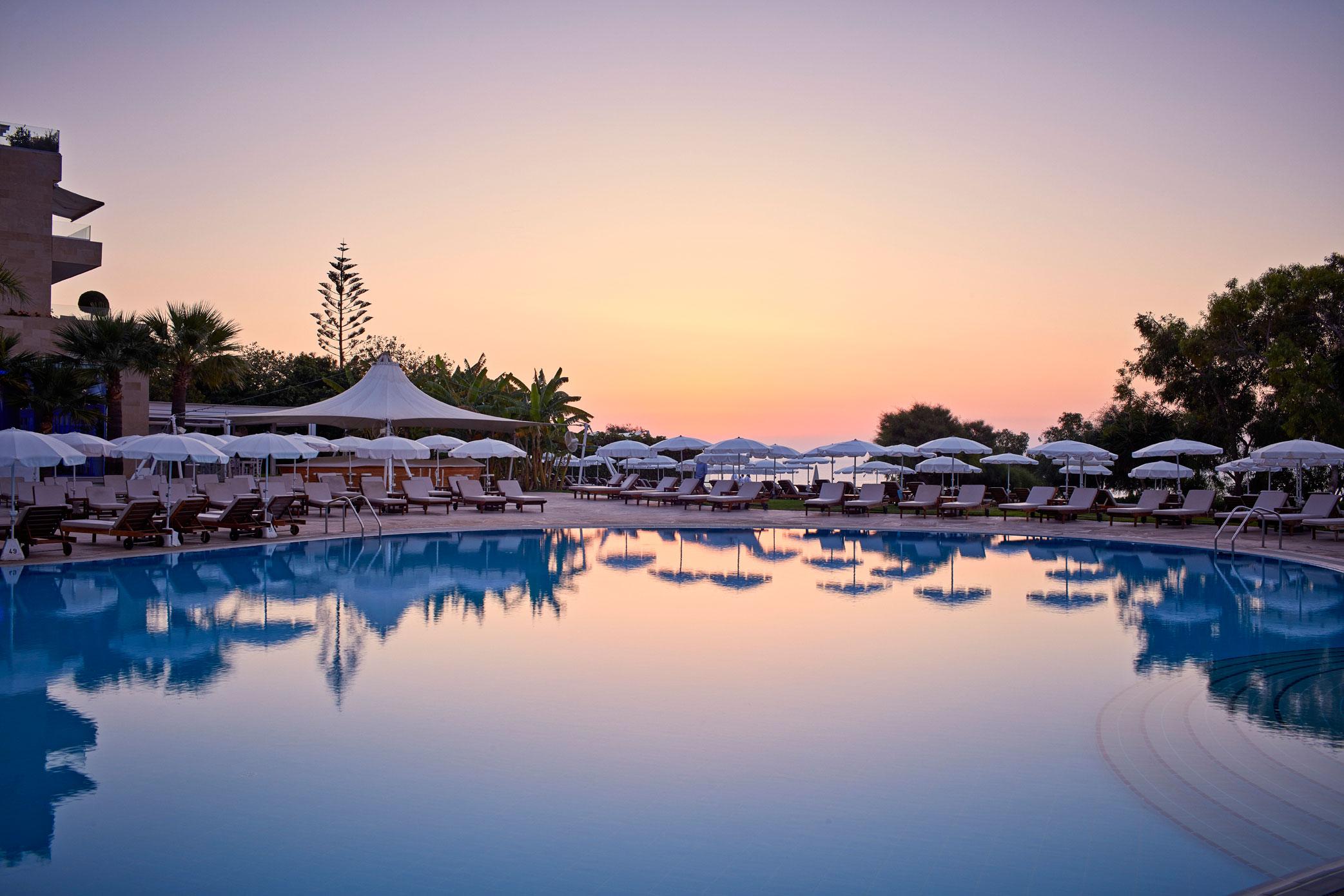 เกรเซียน พาร์ค Hotel โปรทาราส ภายนอก รูปภาพ