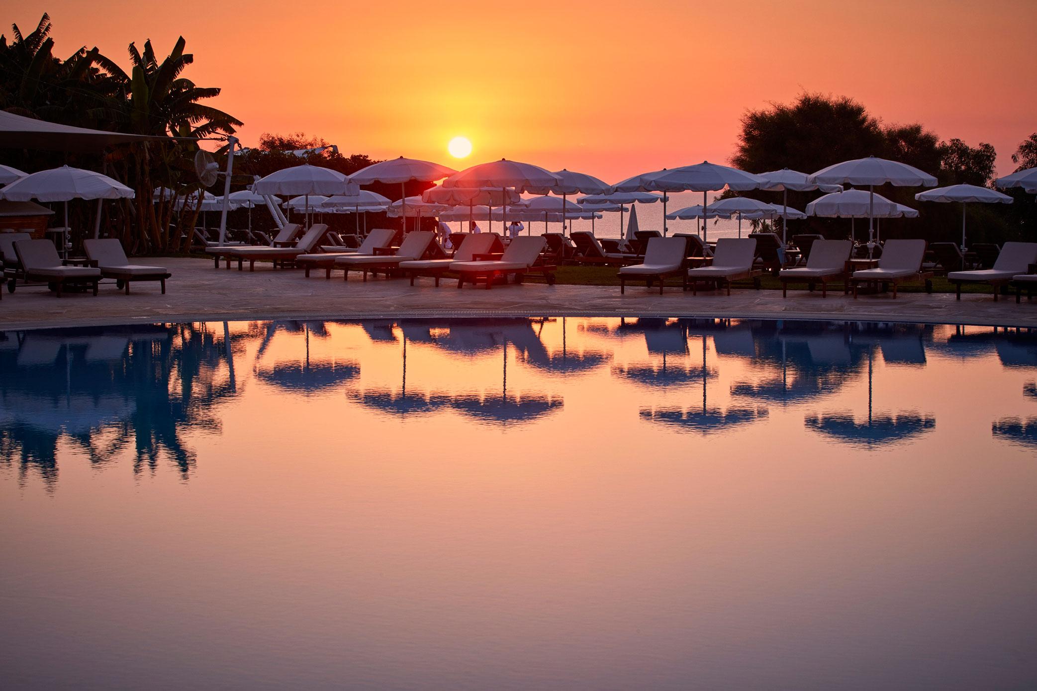 เกรเซียน พาร์ค Hotel โปรทาราส ภายนอก รูปภาพ