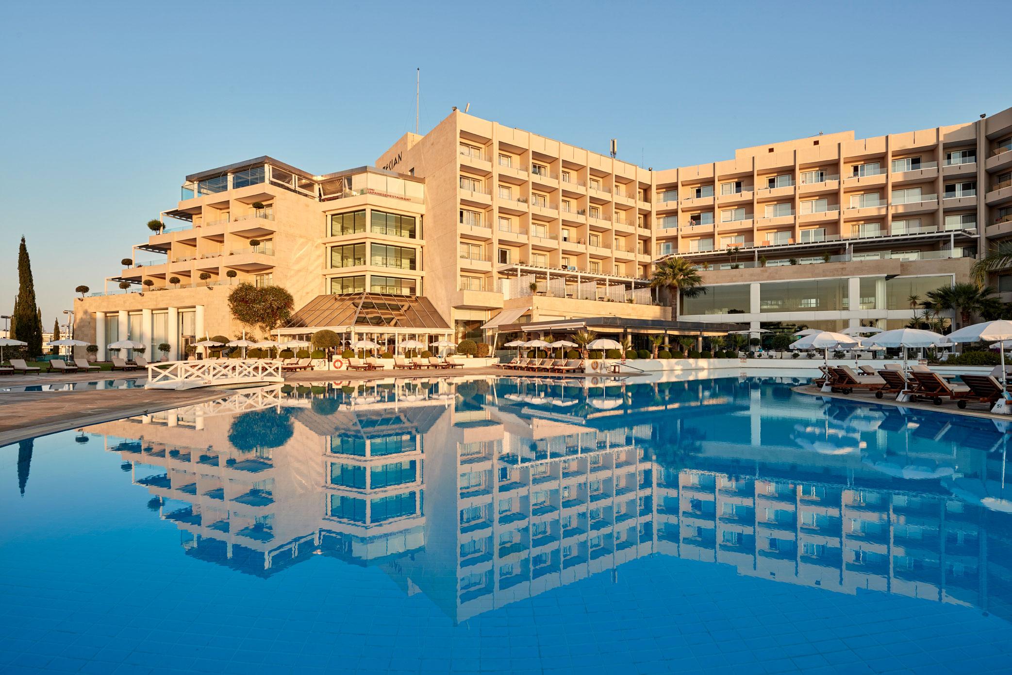 เกรเซียน พาร์ค Hotel โปรทาราส ภายนอก รูปภาพ
